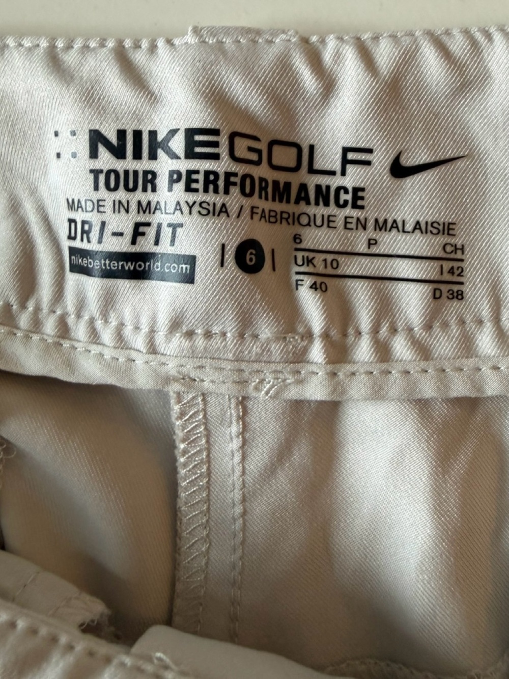 Nike Golf Women's Cropped Tour Performance Dri-FIT Pants. 6 - Picture 7 of 8